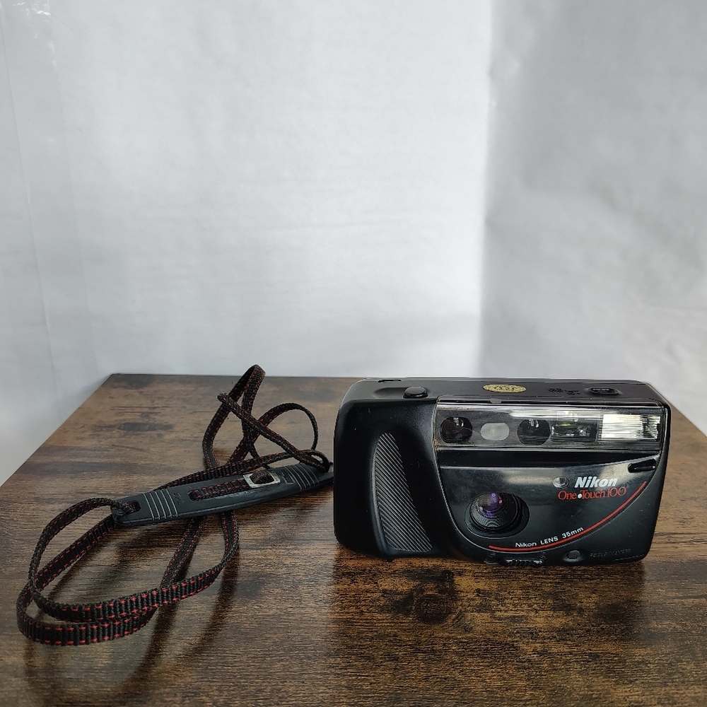 Nikon One Touch 100 35mm Film Point & Shoot Camera VTG 80s Untested